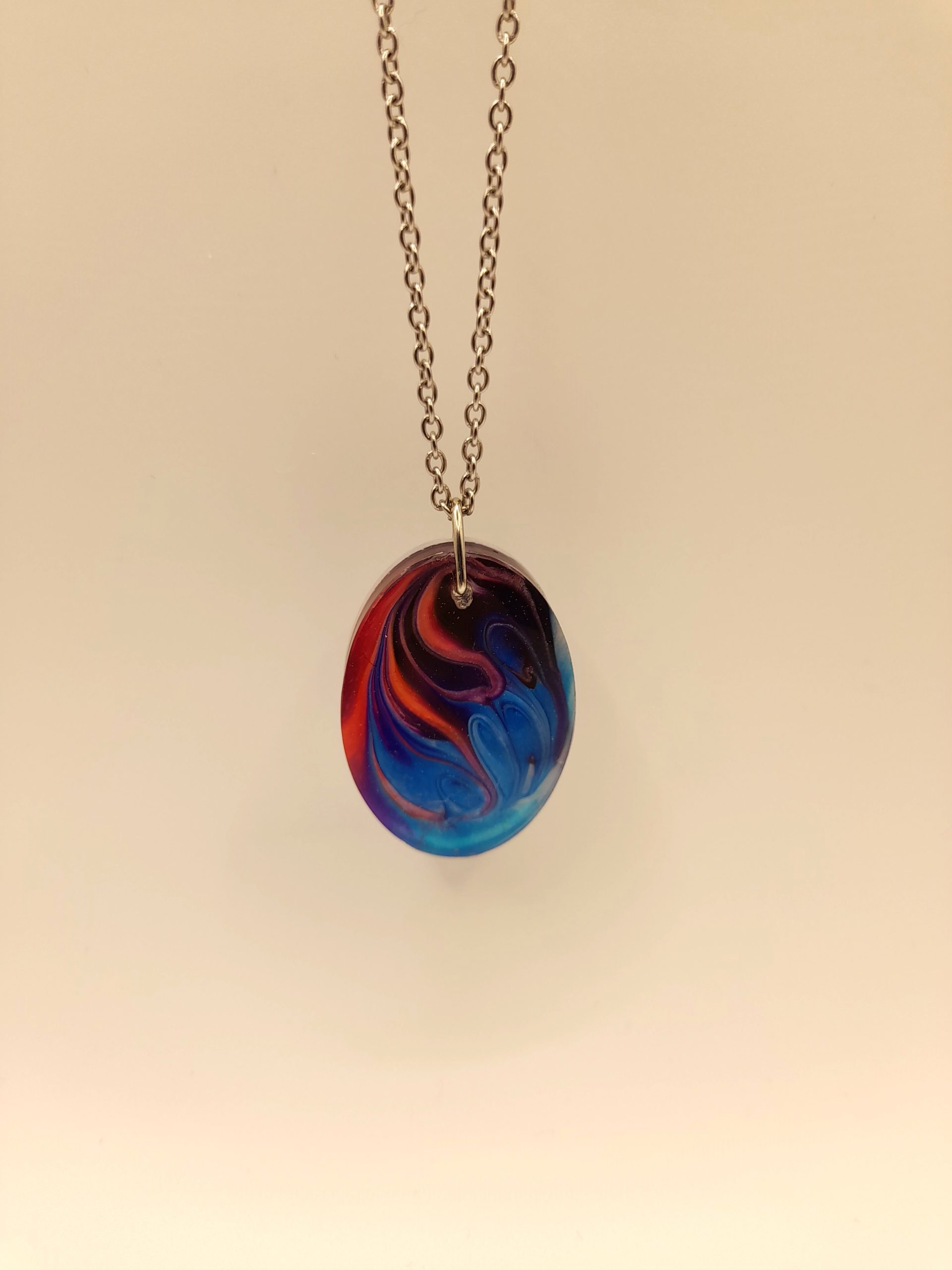 Swirl Oval Pendant - Image 4