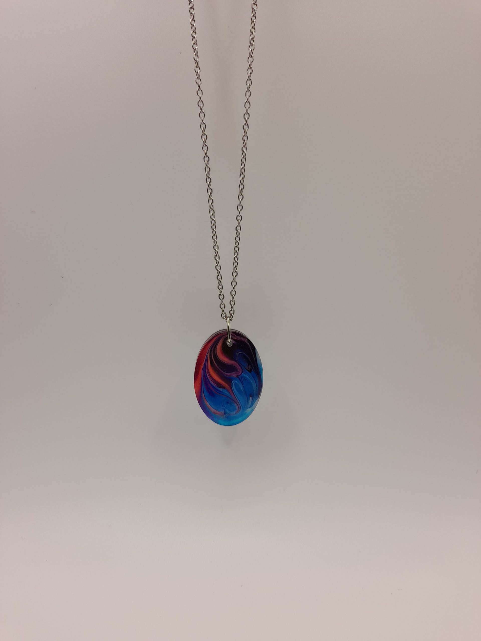 Swirl Oval Pendant