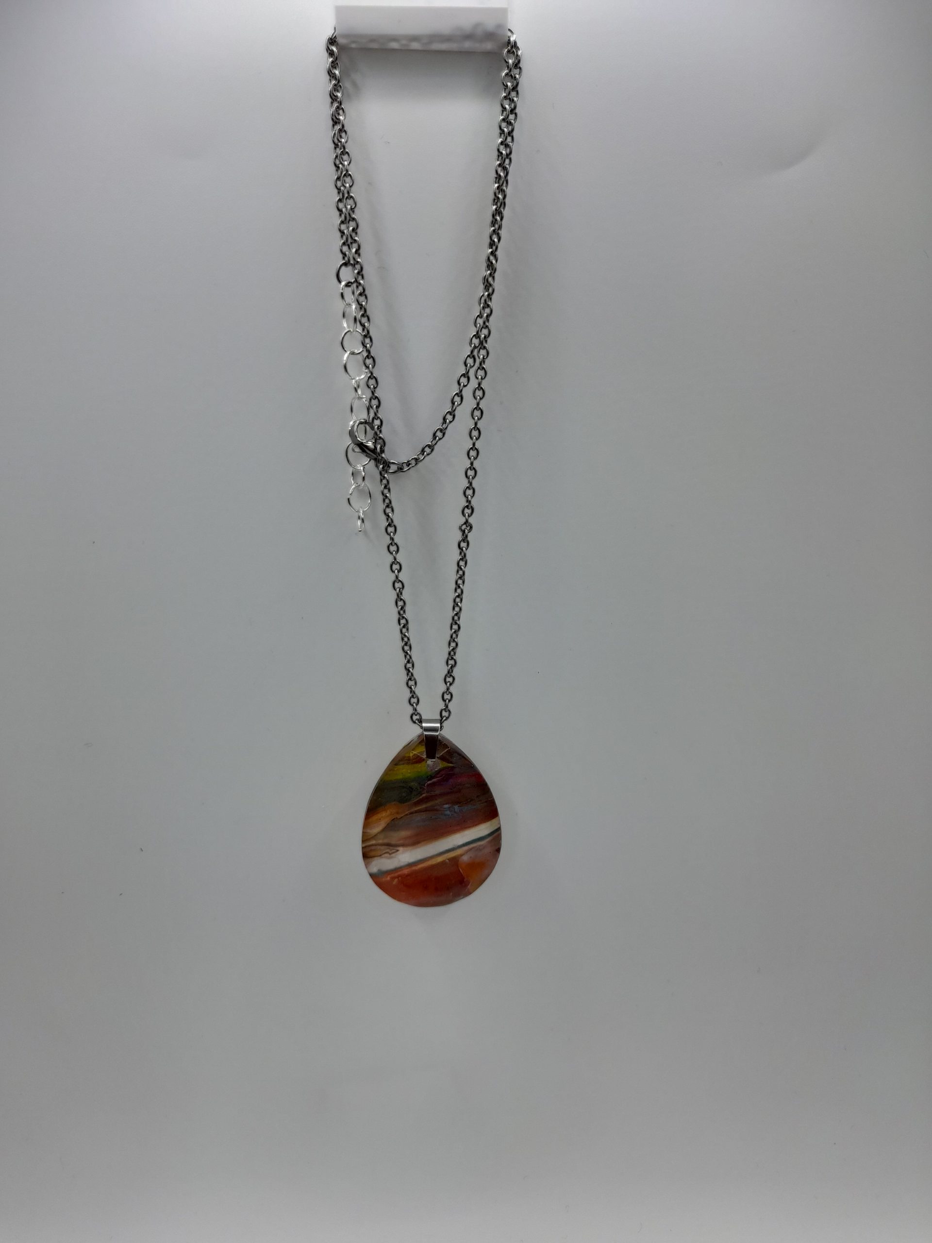 Bright stripe tear drop